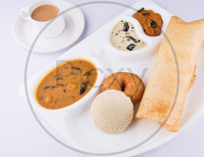 idli, vada and Masala Dosa, south Indian food