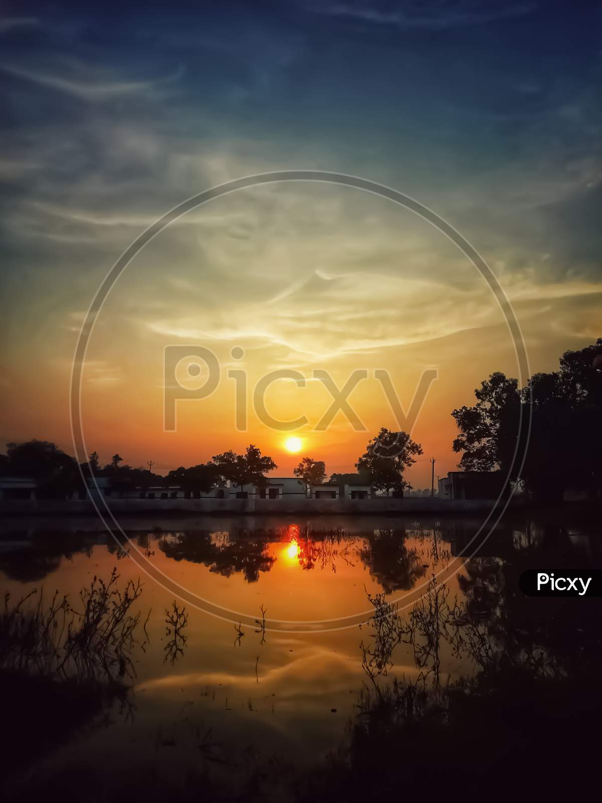 Sun set with beautiful mirror emage
