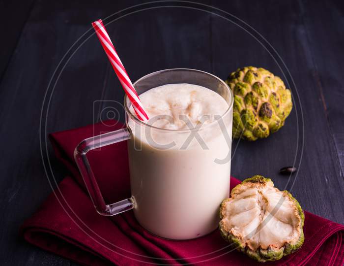 Custard Apple / Sitafal Milk Shake