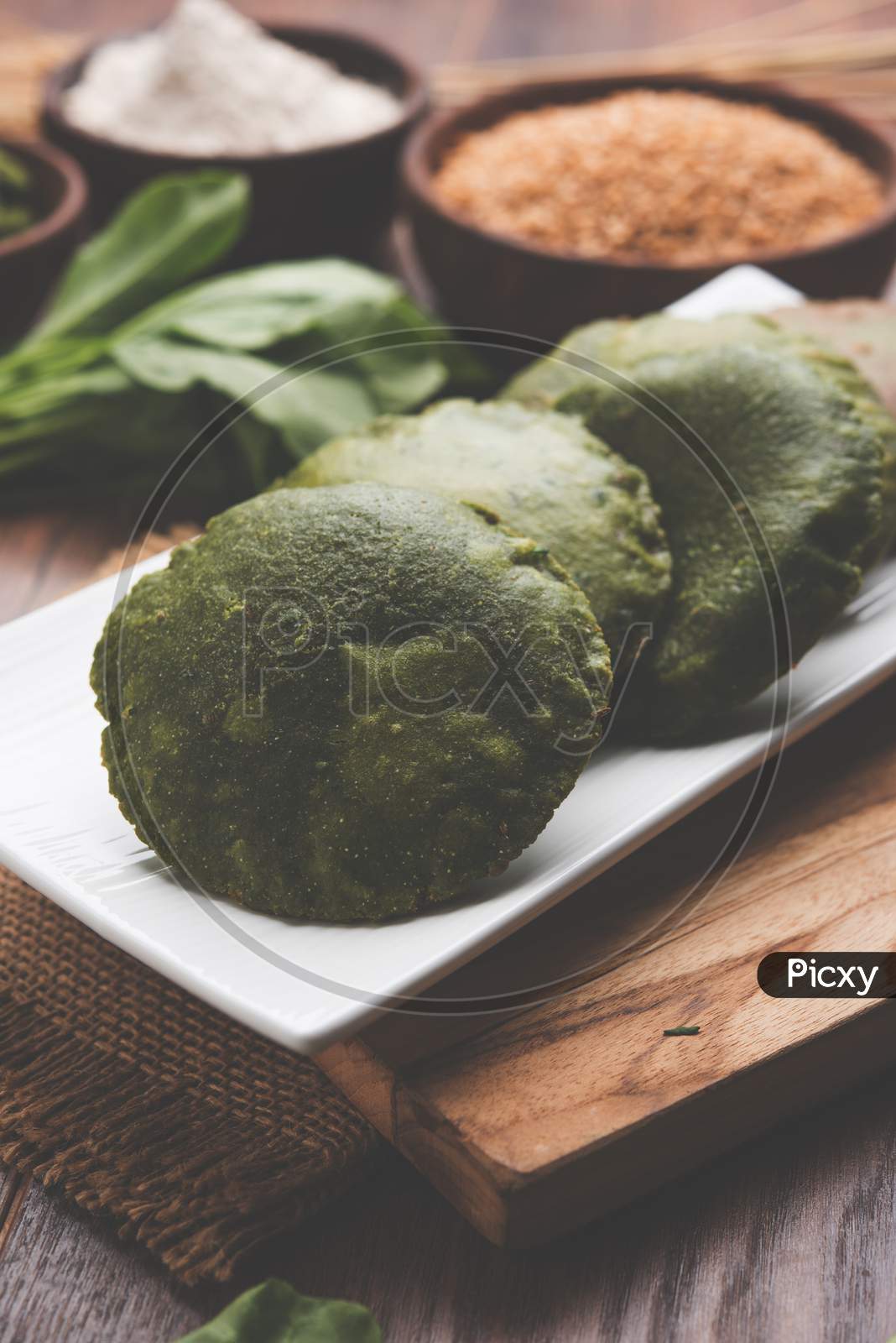 Palak Puri or Spinach Poori