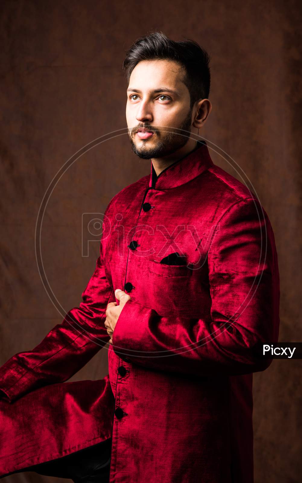 Image of Indian Male FashionQJ009786Picxy