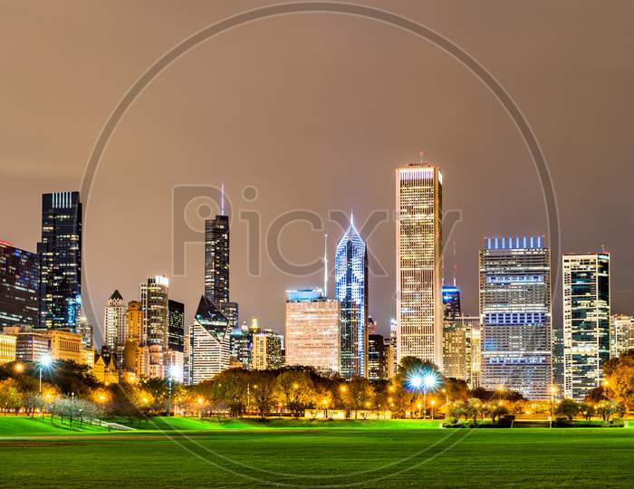 Night Skyline Of Chicago At Grant Park In Illinois, United States