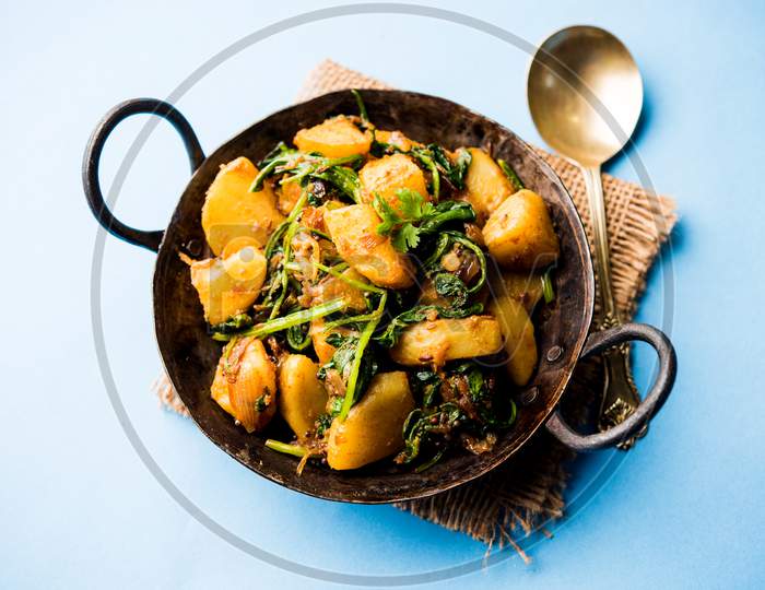 Aloo Palak sabzi / potato spinach sabji