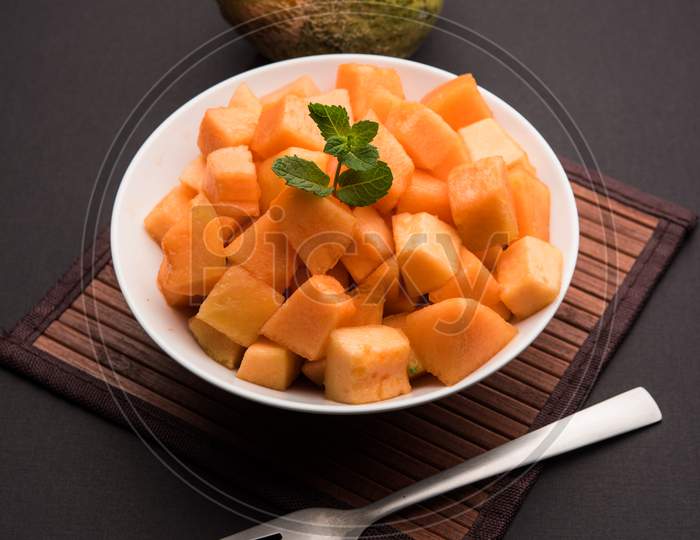 Cantaloupe / muskmelon / kharbuja pieces in bowl