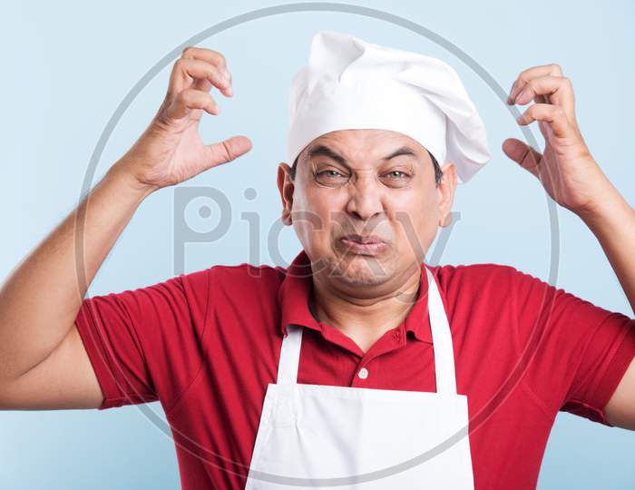 Image Of Indian Male Chef Cook In Apron And Wearing Hat Xg731797 Picxy 
