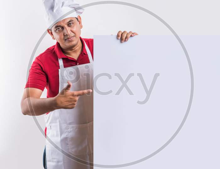 Image Of Indian Male Chef Cook In Apron And Wearing Hat El216949 Picxy 