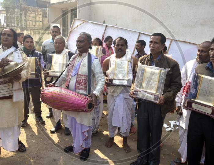 Family members of Assam Movement martyrs returning their honored  trophy to Government