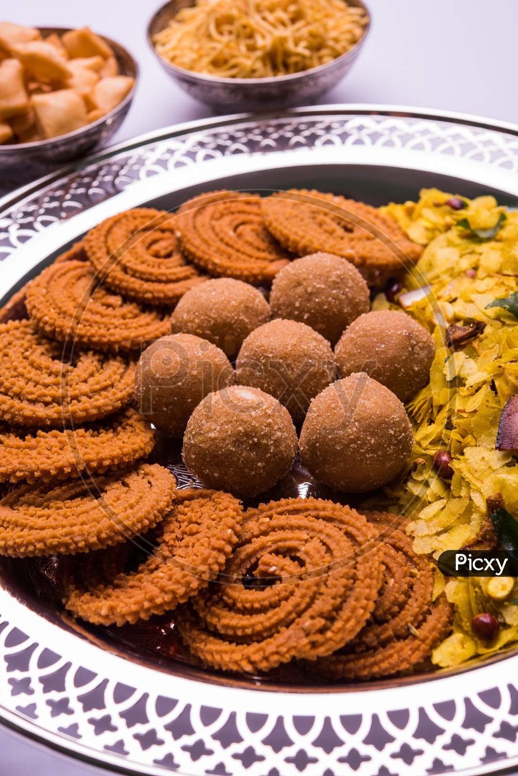 Homemade Diwali Snacks and Sweets