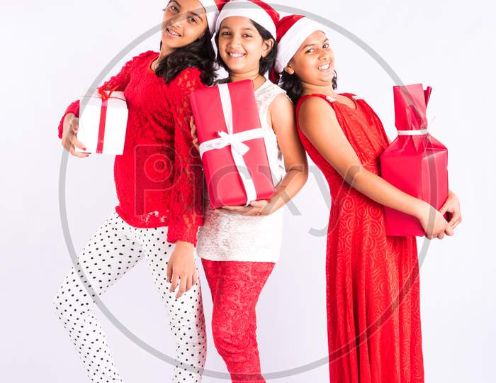 Indian Kids celebrating Christmas / X-mas