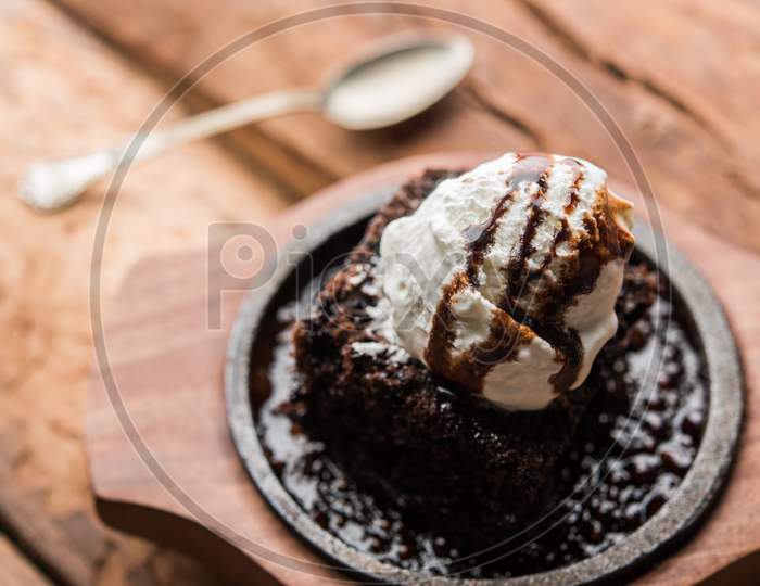 sizzling chocolate brownie sweet from India