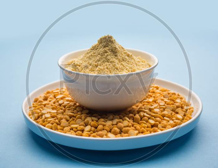 Besan powder, Gram or chickpea flour