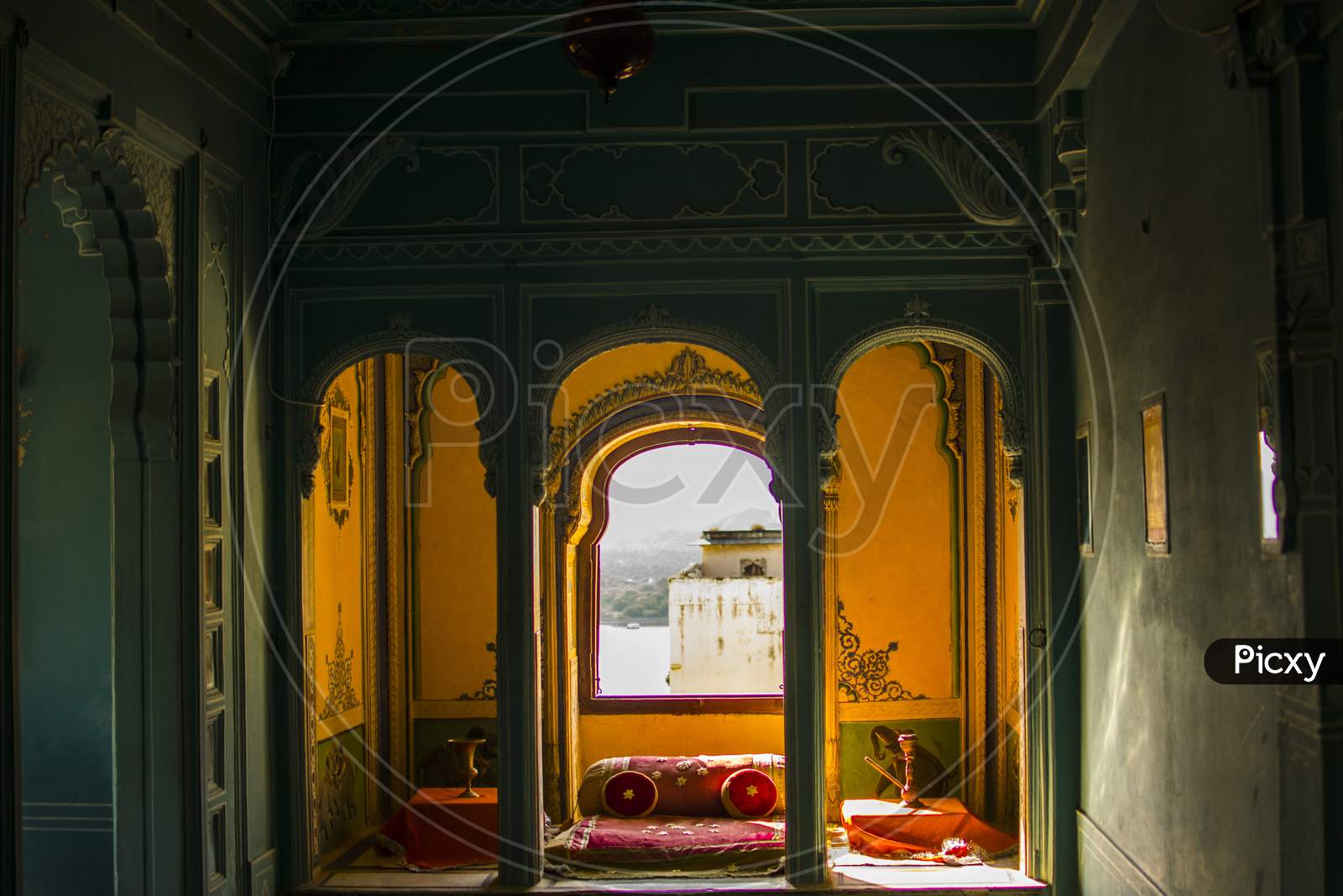 The Beautiful Architecture Of Udaipur City Palace