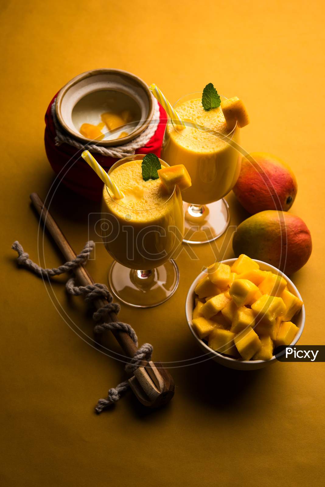 Mango Lassi / mango shake