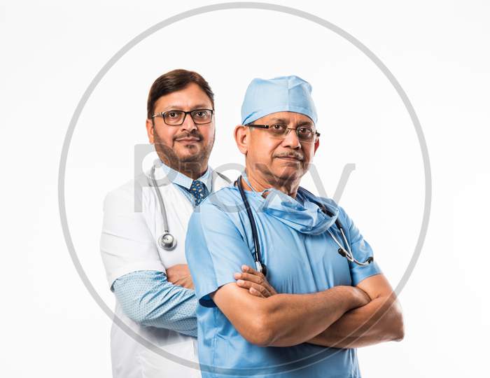 2 male doctors or medical professionals