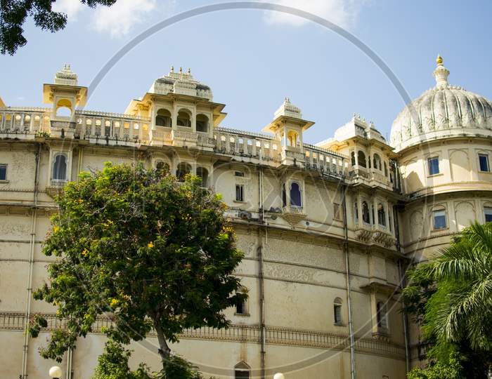 The Beautiful Architecture Of Udaipur City Palace