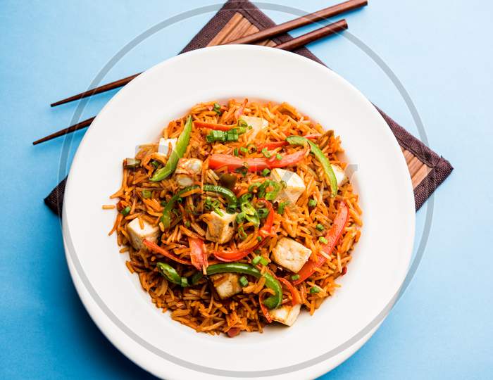 Image of Schezwan paneer fried rice with Szechuan sauce-YS464087-Picxy