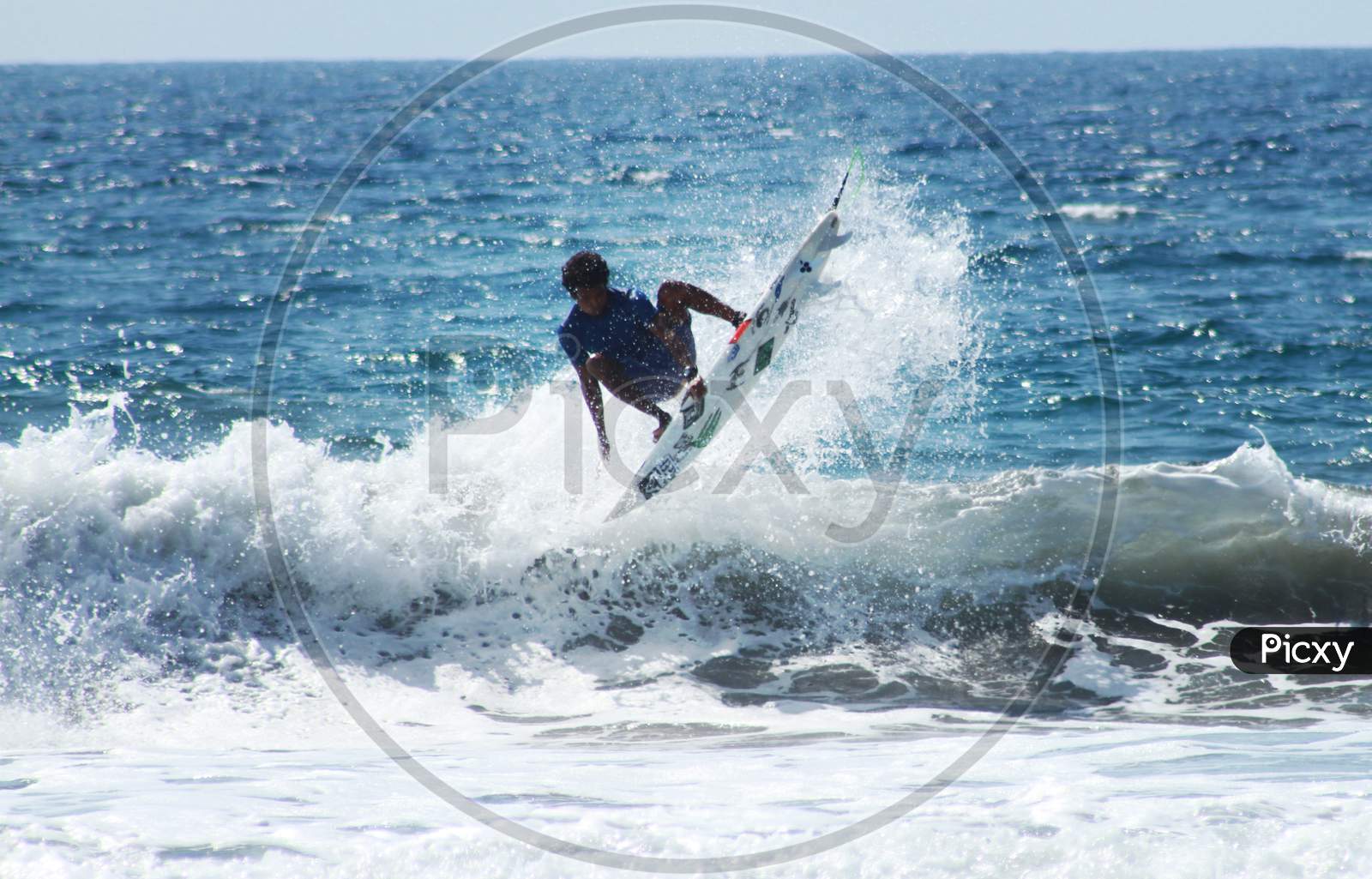 Surfer enjoy good time in the ocean