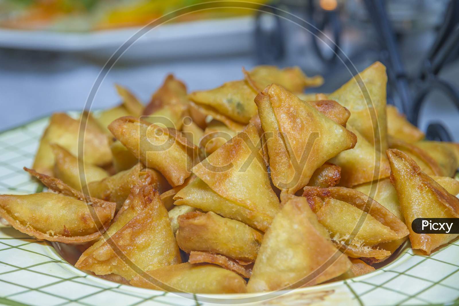 fried samosa for party.