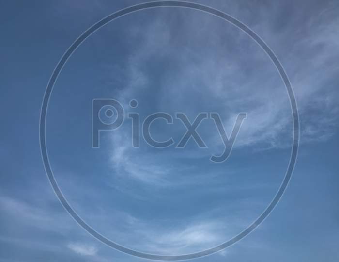 Blue sky background image