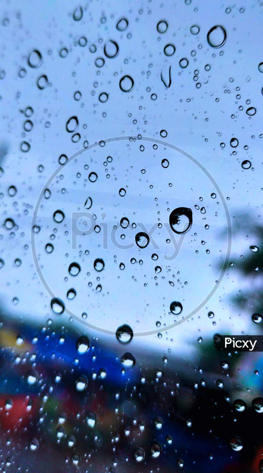 Water droplets on the mirror