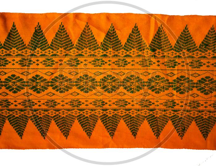 aronai ( arnai ) . Aronai is a small Scarf, used both by Men and Women. Aronai is the sign of Boro tradition and is used to felicitate guests with honour, as a gift. In winter.
