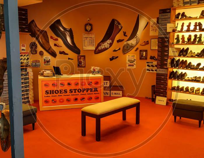 Footwear Shop In Mumbai. Design Work
