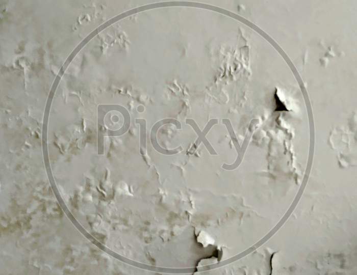 Damage Wall, Water Leaking Peeling Paint.