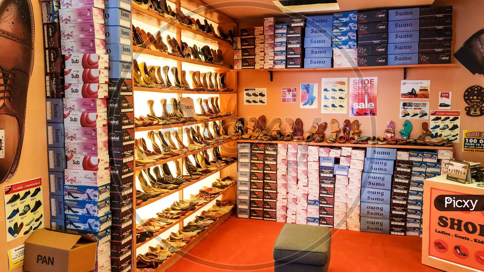 Footwear Shop in Mumbai