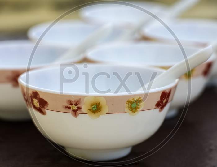 Set Of Soup White Bowls With Beautiful Design On The Edge