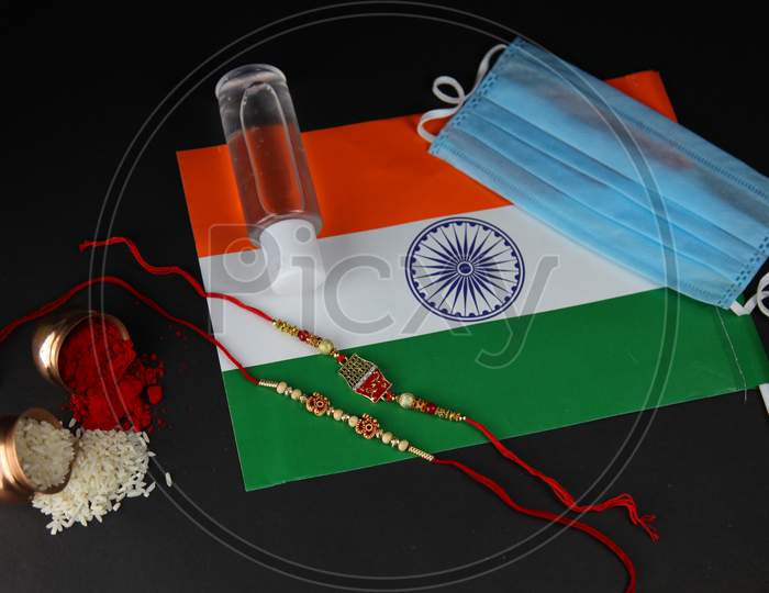 India independence day raksha bandhan rakhi mask sanitizer