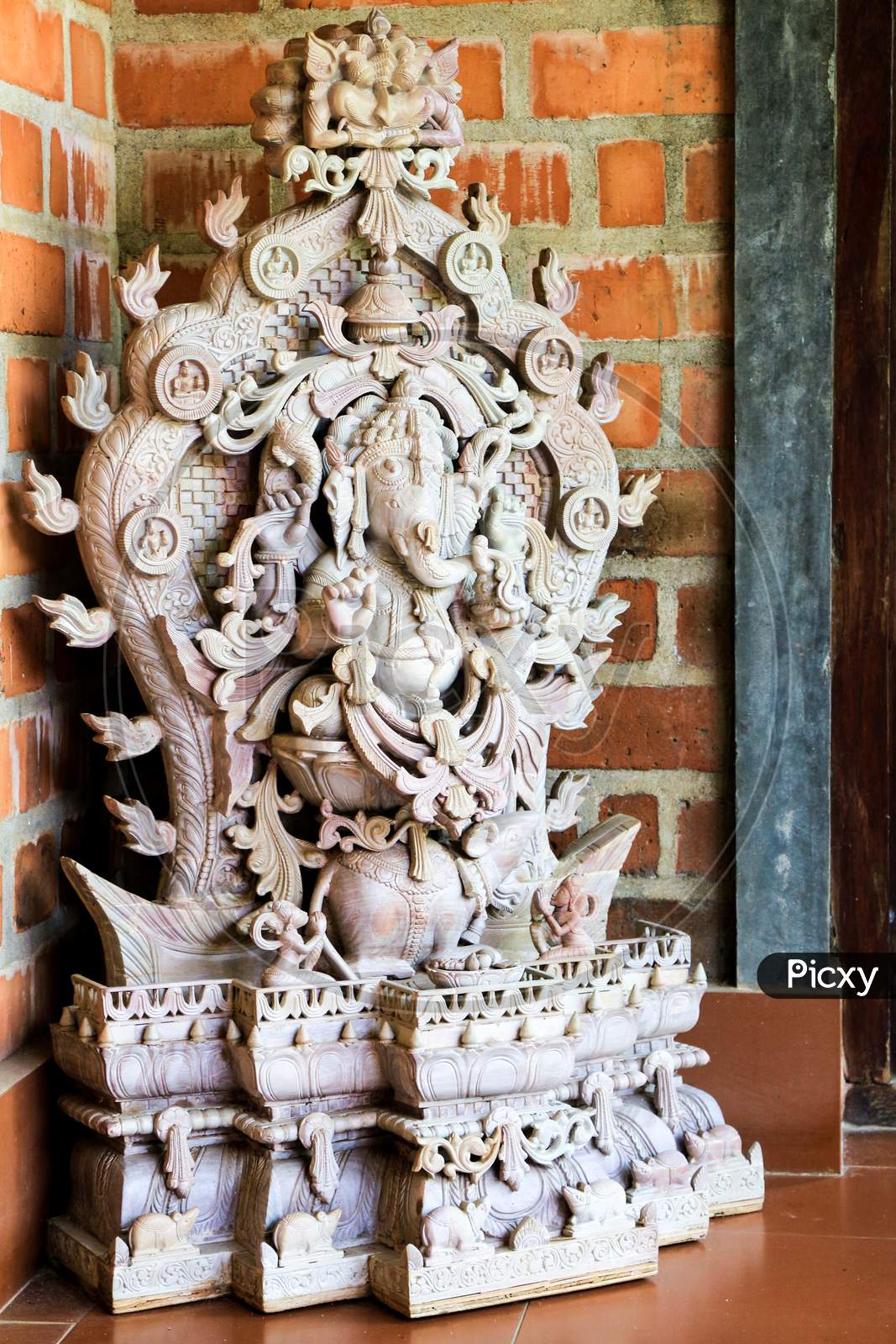 Ganesh idol marble