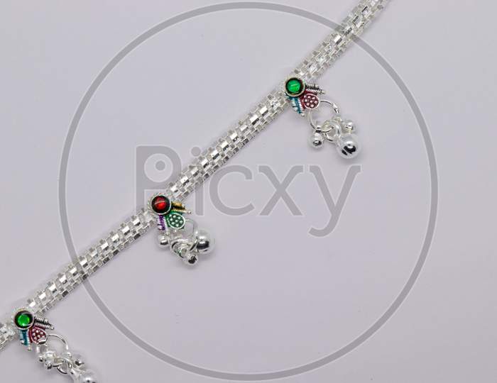 One Silver Leg Chain With Anklets For Design (Anklet)