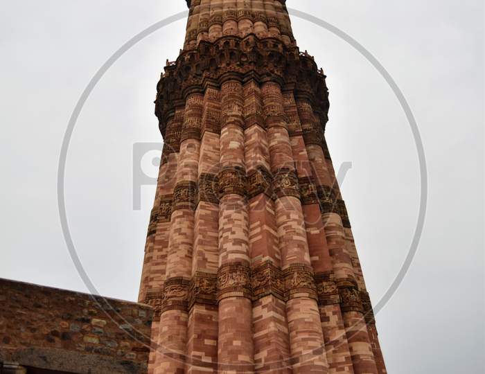 Qutub Minar New Delhi, India, The Tallest Minaret In India Is A Marble And Red Sandstone Tower That Represents The Beginning Of Muslim Rule, Qutub Minar Complex, World Tallest Brick Minaret