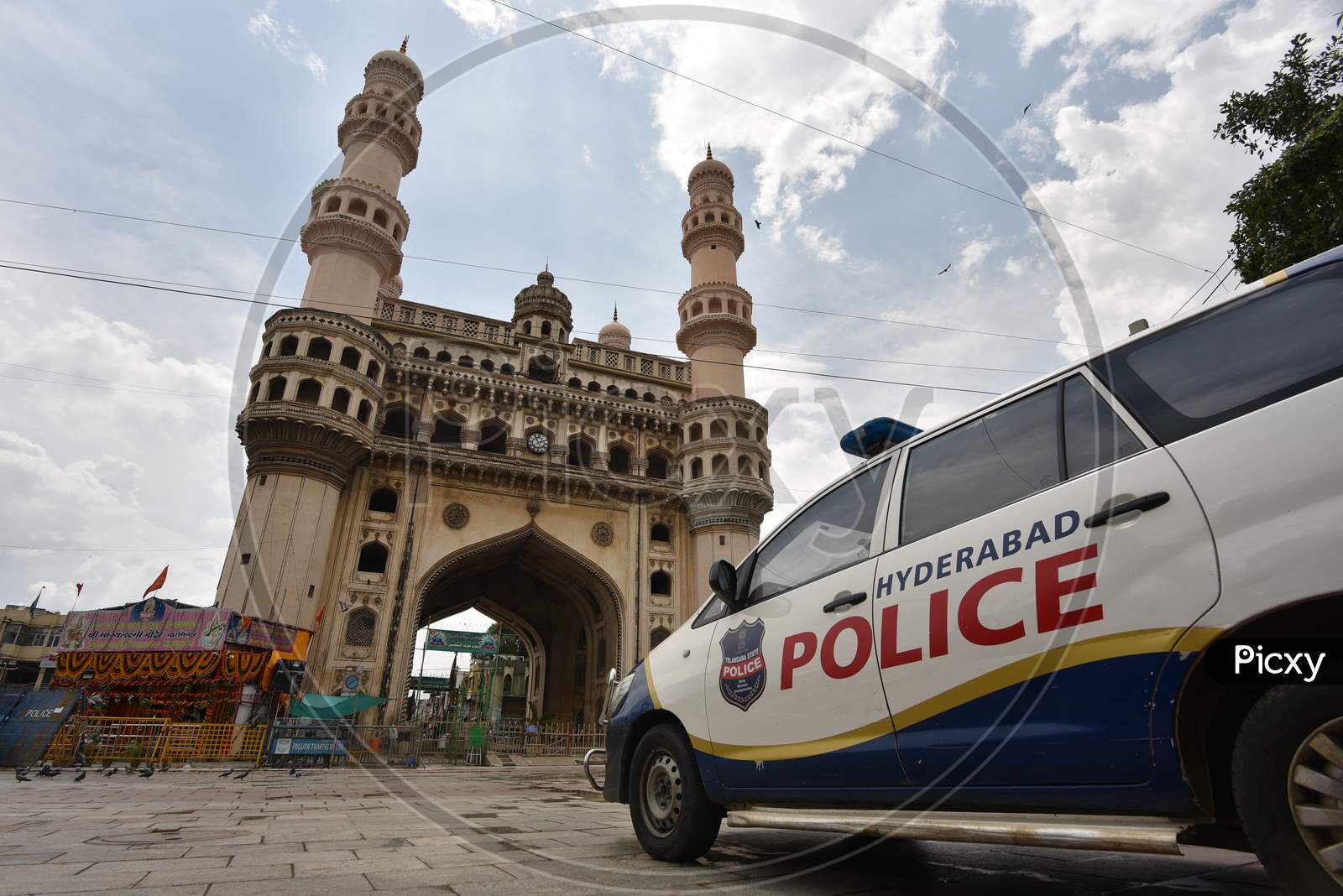 Hyderabad Police Vehicle at Charminar