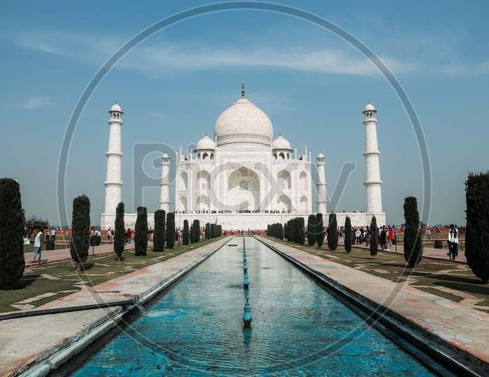 Taj Mahal Location Agra, Uttar Pradesh, India