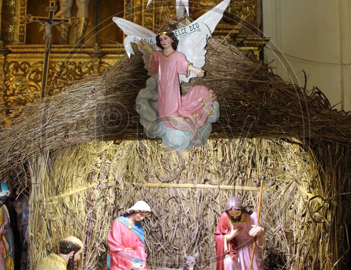 Christmas celebration inside Basilica of Bom Jesus, Goa