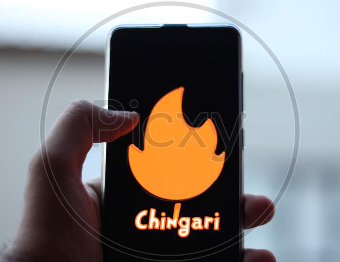 Chingari app on smartphone
