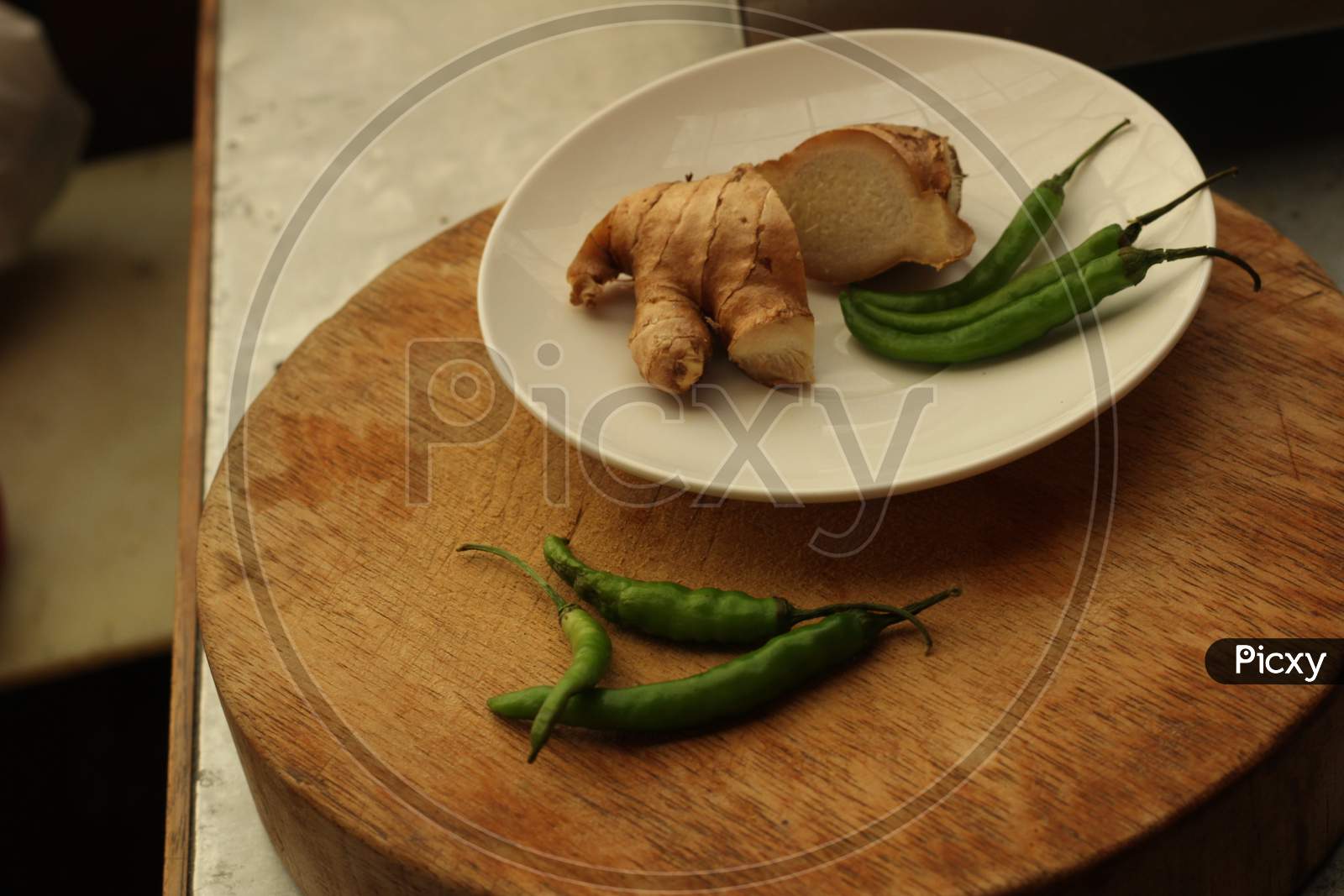 Green chillies and Ginger