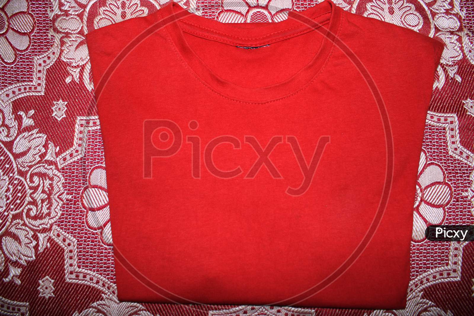 Red color t shirt photo