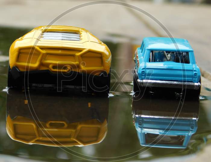 Yeloow and blue toy vehicle