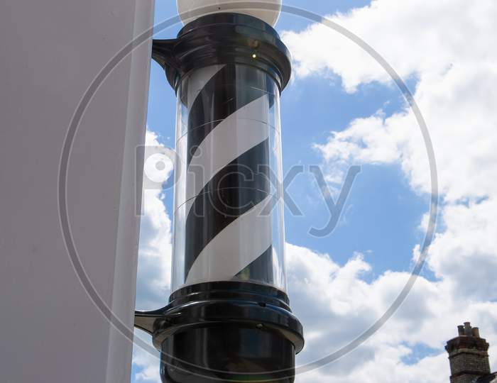 Cylindrical Black And White Barber`S Pole Advertising Men`S Hair Stylist