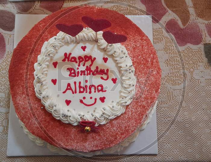 Red velvet cake for birthday