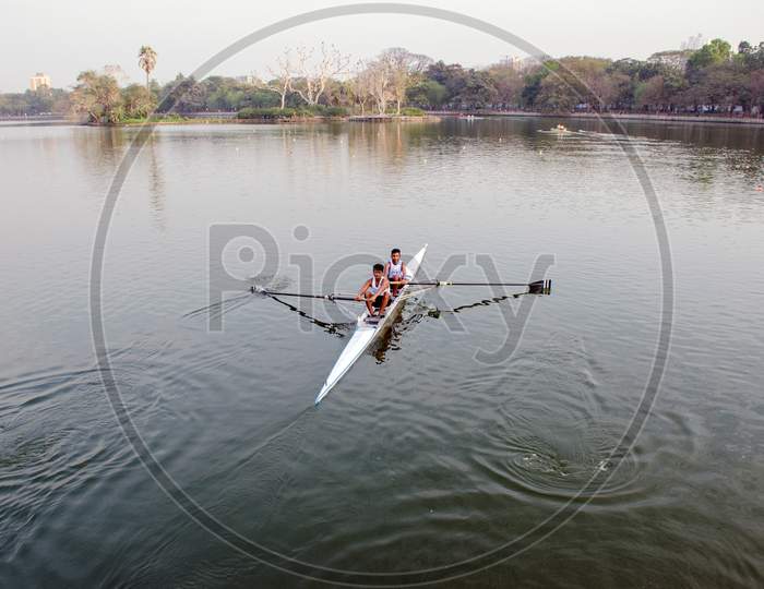 rowing training at dhakuria lake kolkata