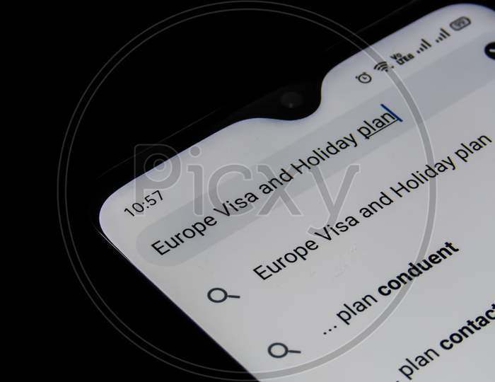 Browsing For Europe Visa And Holiday Plan In Mobile Internet.