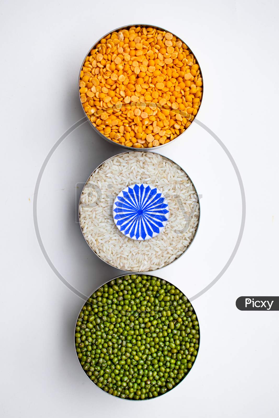 Indian flag, tiranga, tricolor made with arhar dal, rice and moong dal, closeup, independence day, republic day, concept, food, image