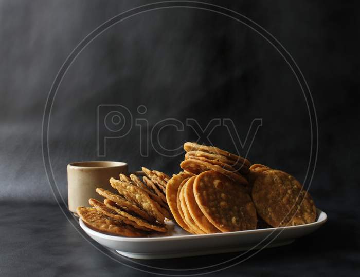 Methi puri,Indian deep-fried pancake