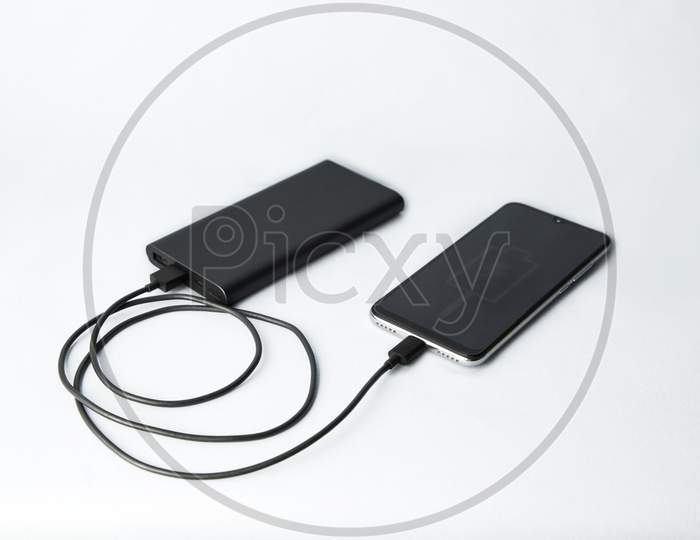Portable smartphone powerbank charger