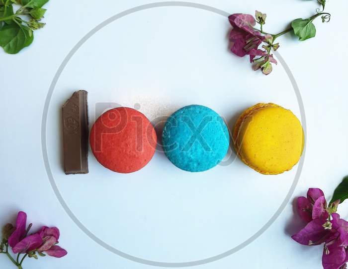 1000 number made with colourful Macaroons