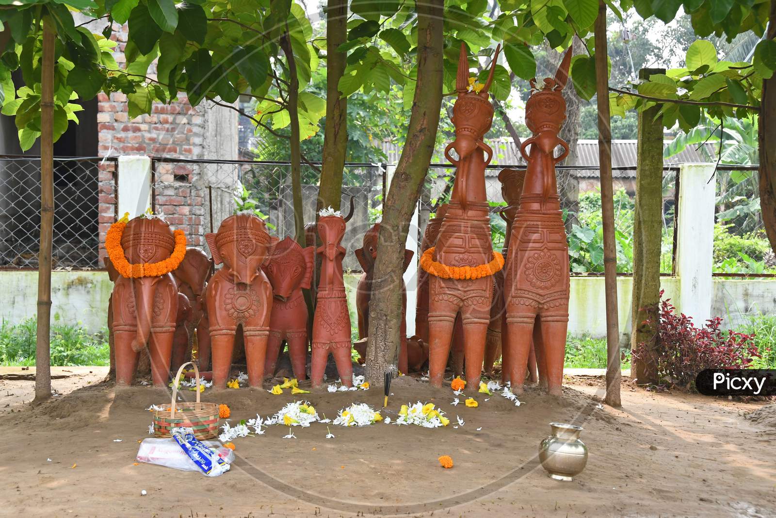 Image of People of the Santal community prayed through religious ...