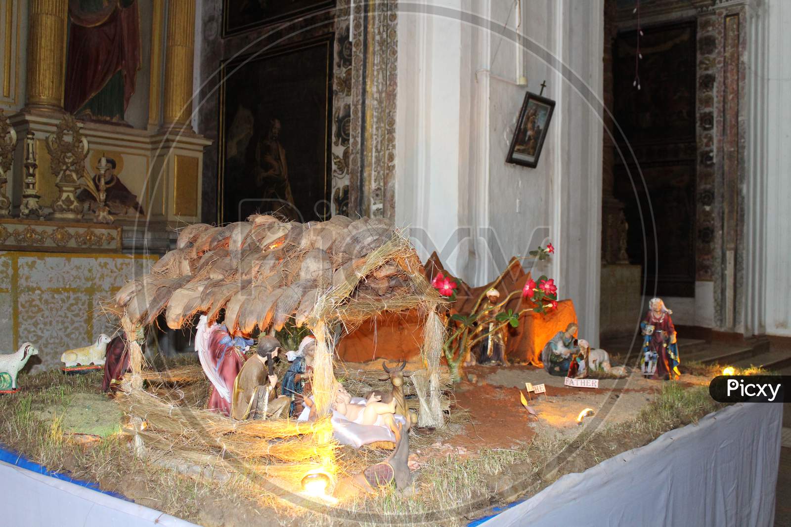 Christmas celebration inside Se Cathedral
